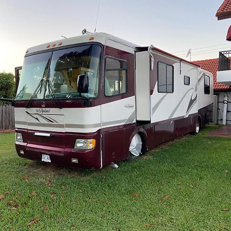 Remodeled And Comfortable Rv - Free Parking Miami Exterior photo