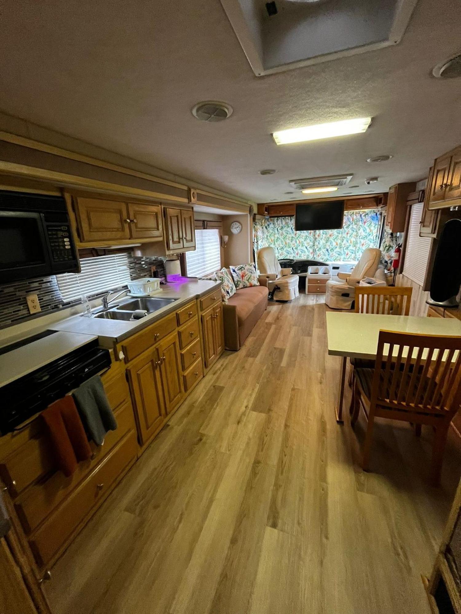 Remodeled And Comfortable Rv - Free Parking Miami Exterior photo