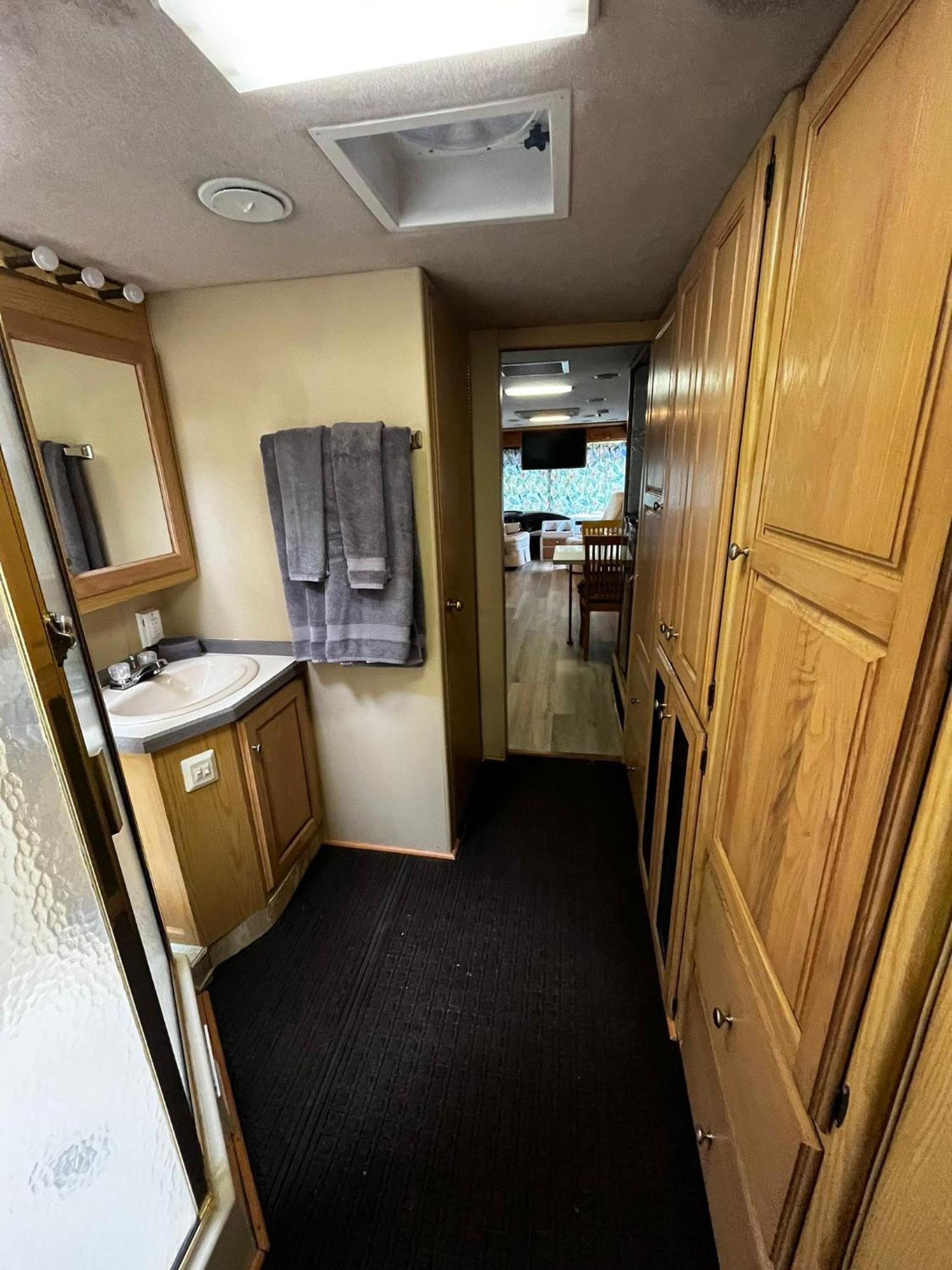 Remodeled And Comfortable Rv - Free Parking Miami Exterior photo
